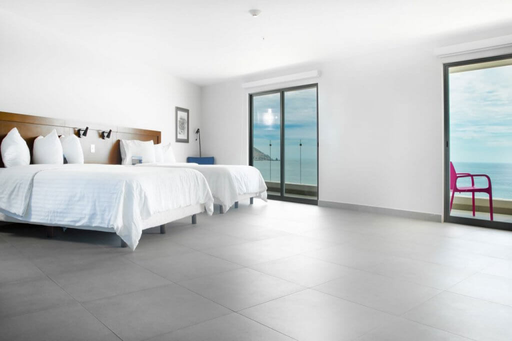 hotel park inn playa platino